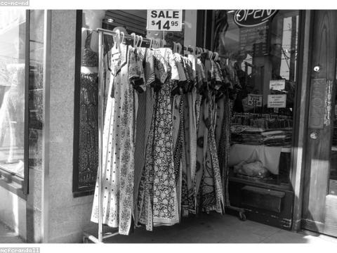 Schaufenster eines Ladengeschäfts